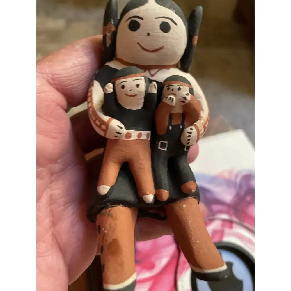 N/A cochiti storyteller